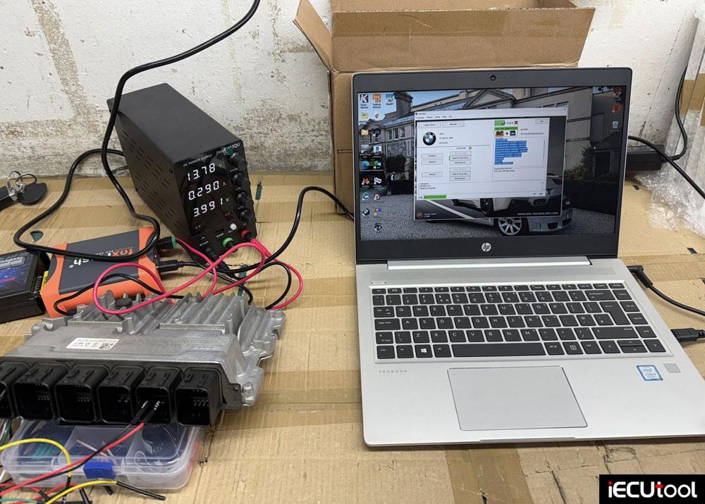 foxflash 2019 BMW 330i Bosch MG1CS201 2